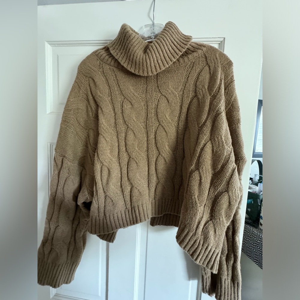 Cropped sweater